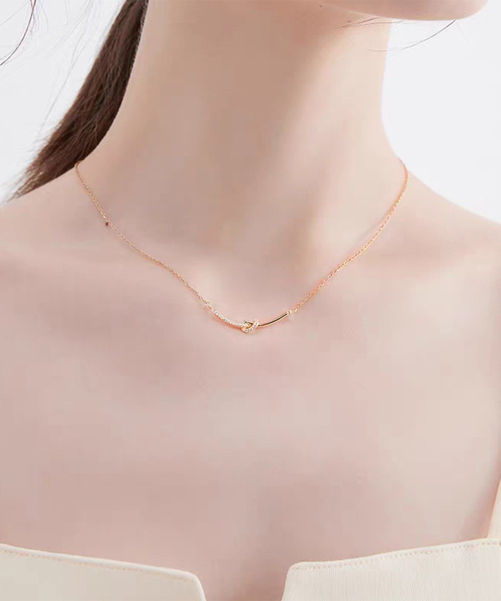 【SALE／43%OFF】miniministore ノット風 細めチェーンネックレス 結婚式 ミニミニ...