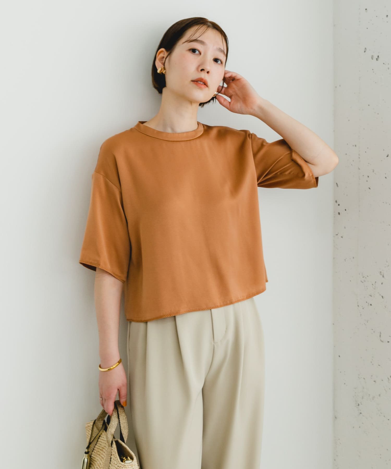 【SALE／50%OFF】URBAN RESEARCH ROSSO F by ROSSO ウォッシャブルサテンTシャツ アーバンリサーチロッソ トップス シャツ・ブラウス ネイビー シルバー【送料無料】