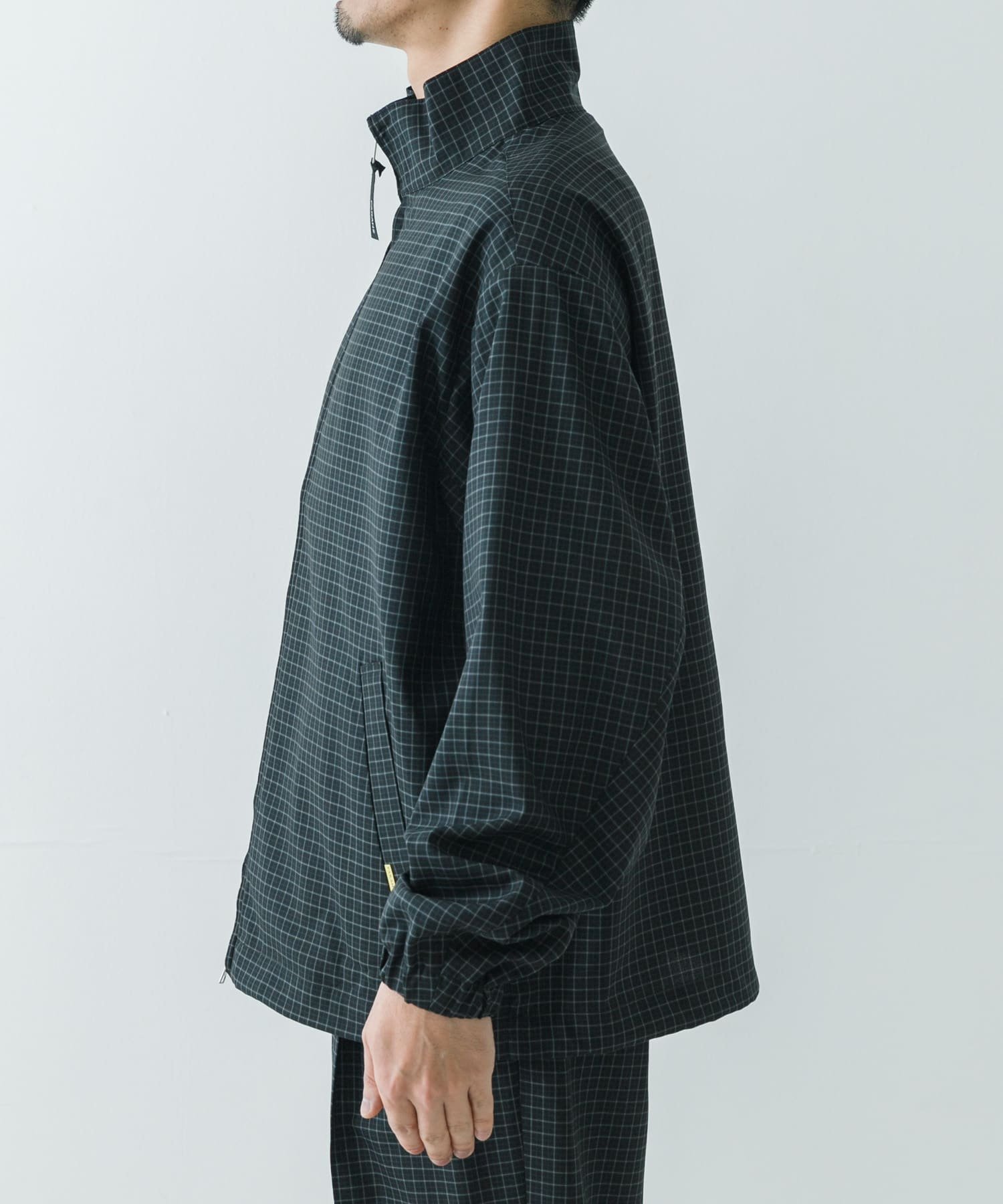 【SALE／45%OFF】URBAN RESEARCH FARAH Stand Collar Zip Up Blouson アーバンリサーチ ジャケット・アウター ブルゾン・ジャンパー ブラック【送料無料】