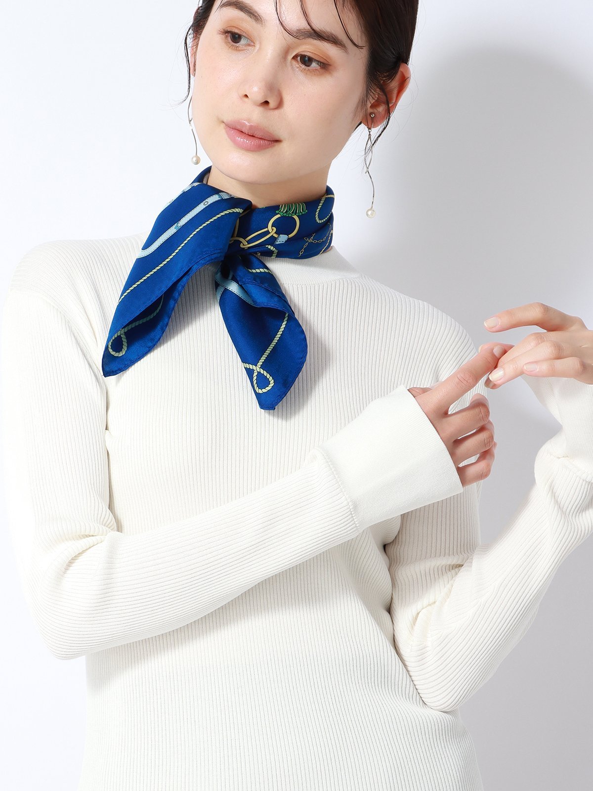 【SALE／30%OFF】SUIT SQUARE プチスカーフ シルクツイル タッセルプリント スーツ スクエア ファッション雑貨 スカーフ・バンダナ ブルー
