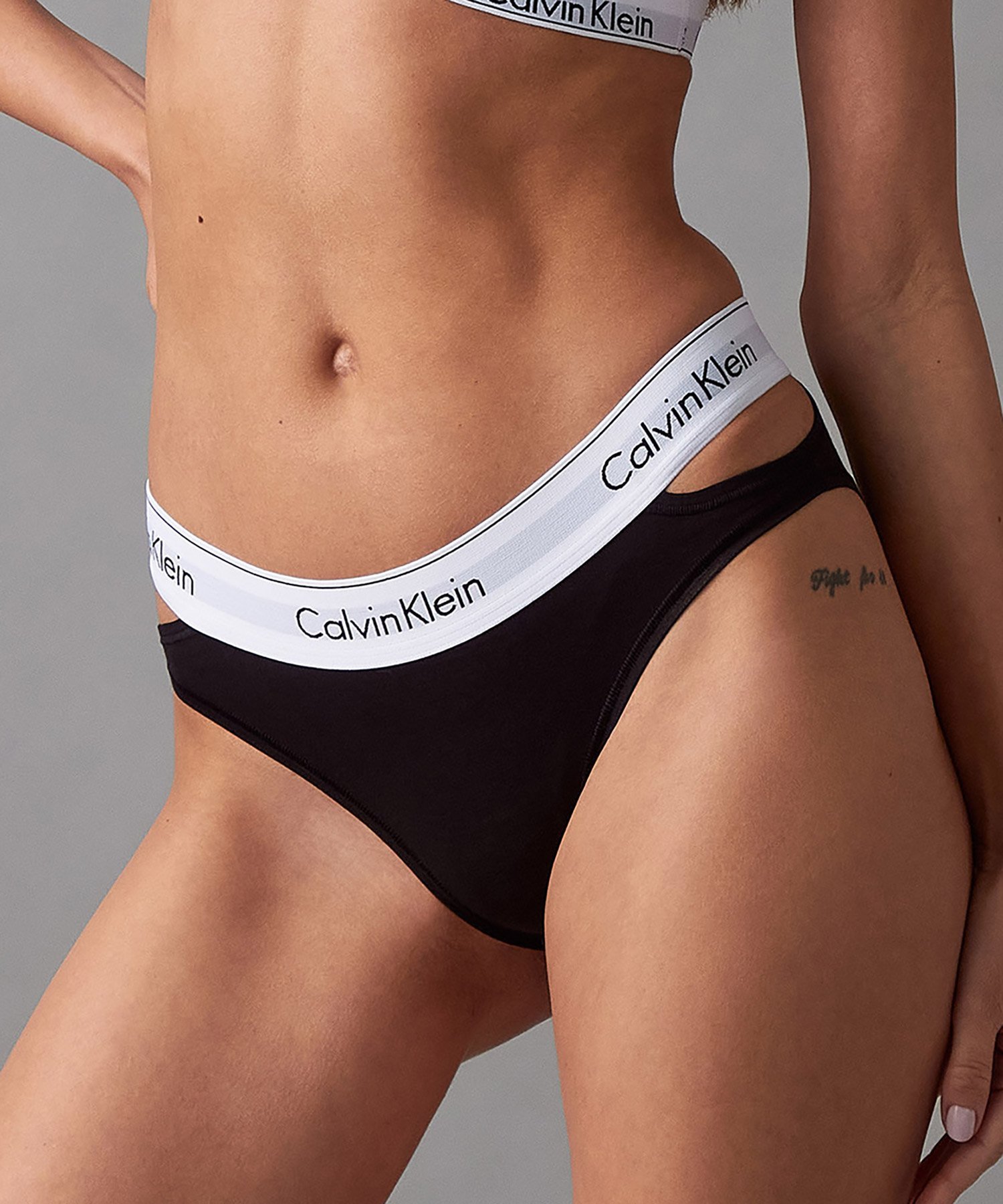 Calvin Klein Underwear (W) カルバンクライン MODERN COTTON DECONSTRUCTED ビキニショーツ Calvin Klein Underwear QF7201AD カルバン・クライン インナー・ルームウェア ショーツ ブラック グレー