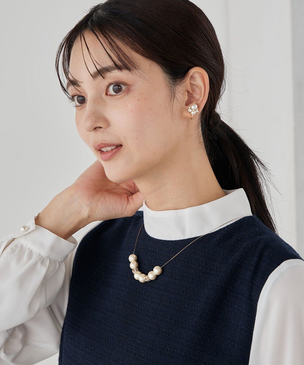 a.v.v パール調スライドネックレス アー・ヴェ・ヴェ アクセサリー・腕時計 ネックレス シルバー ゴールド