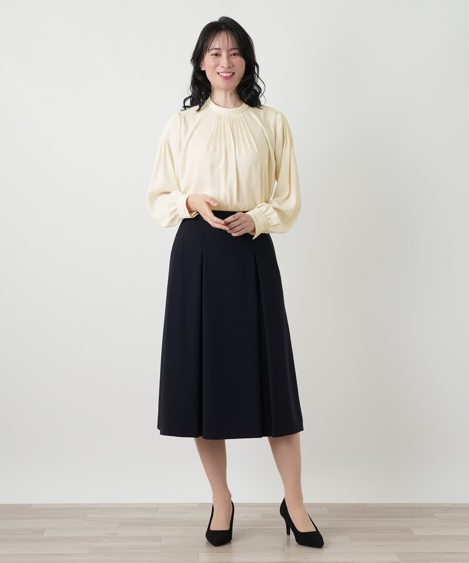 Leilian タックプリーツブラウス【ROCHAS Premiere】 レリアン トップス シャツ・ブラウス ホワイト ベージュ