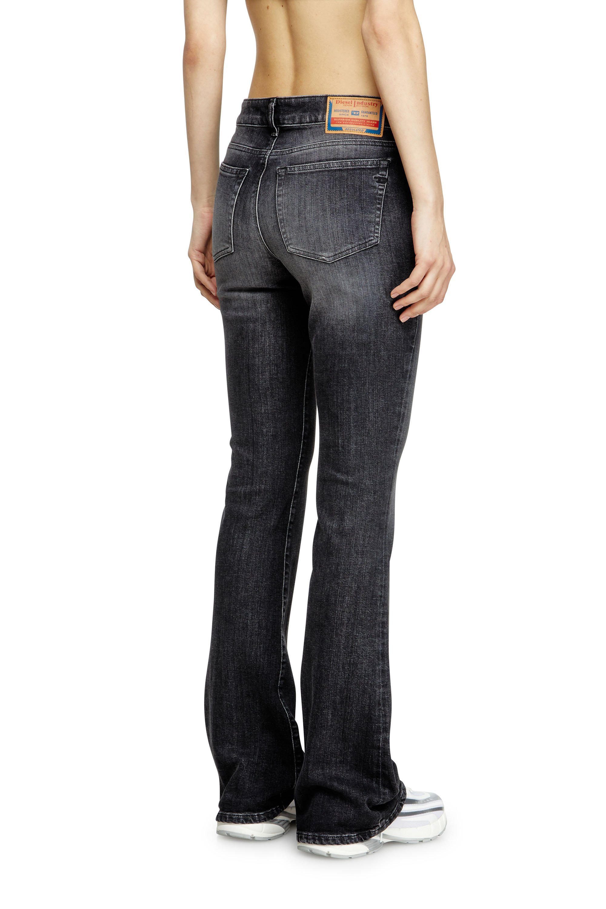 ウィメンズ デニムパンツ BOOTCUT 1969 D-EBBEY L.30 ディーゼル パンツ ジーンズ・デニムパンツ ブラック