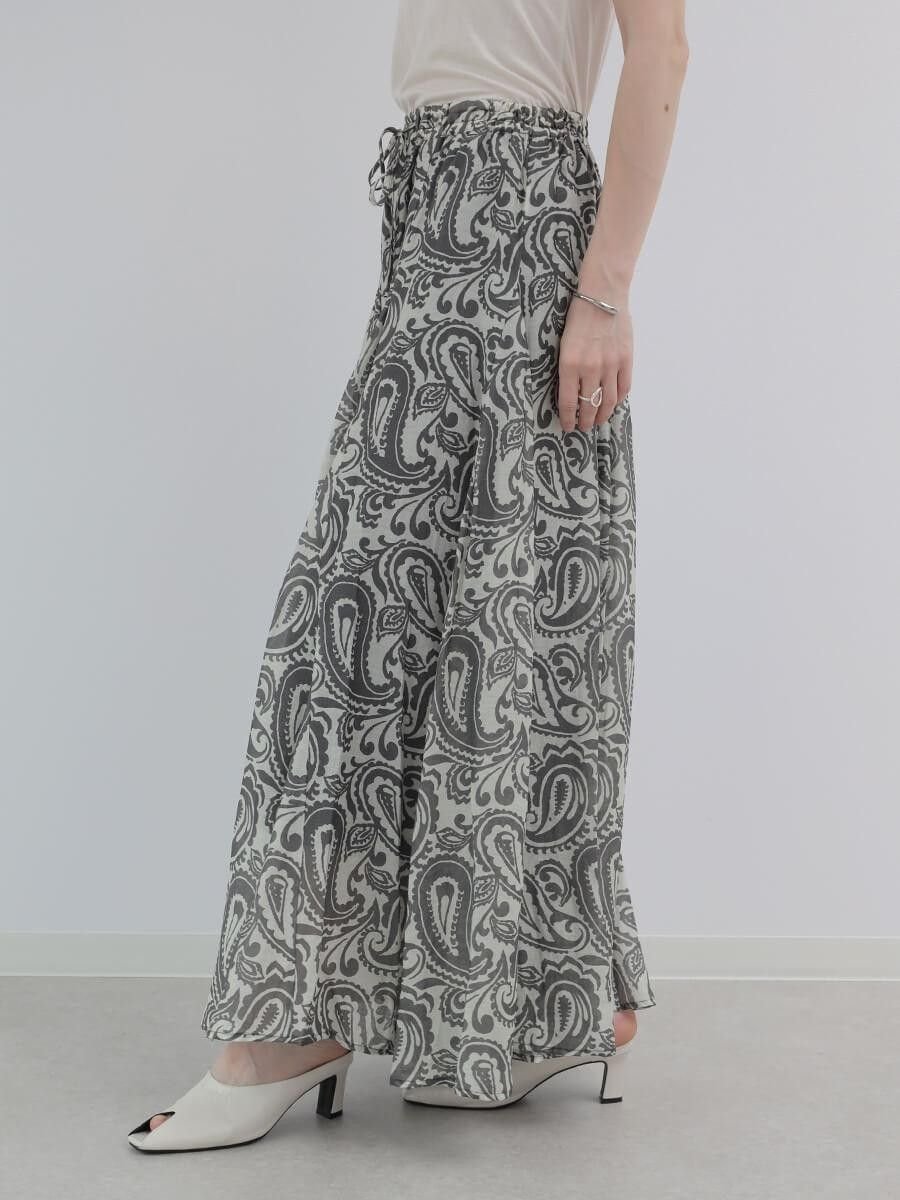 ペイズリープリントワイドパンツ ラシュッド パンツ その他のパンツ ブラック