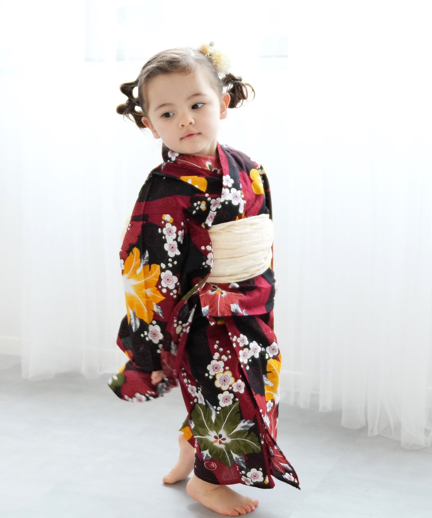 【SALE/66%OFF】Nico@ntique ニコアンティーク 子供浴衣3点セット 女の子 赤と黒の立沸とレトロ花 ウタタネ 着物・浴衣・和装小物 浴衣