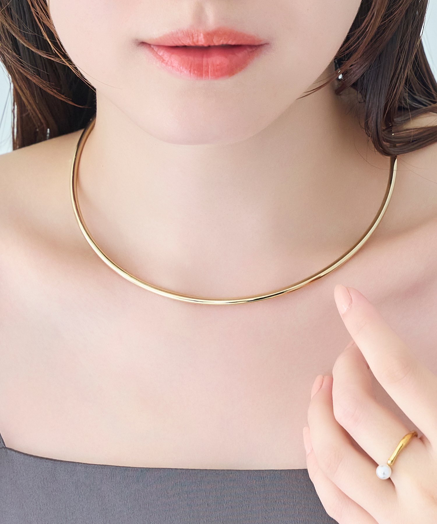 Phoebe ルーセントラインチョーカー ゴールド/ネックレス/ネックカフ/40cm ジュエルアディクト アクセサリー・腕時計 チョーカー ゴールド