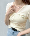 【SALE/74%OFF】Futier Land ドレープVネック半袖Tシャツ フューティアランド トップス カットソー・Tシャツ ホワイト ブラック ピンク