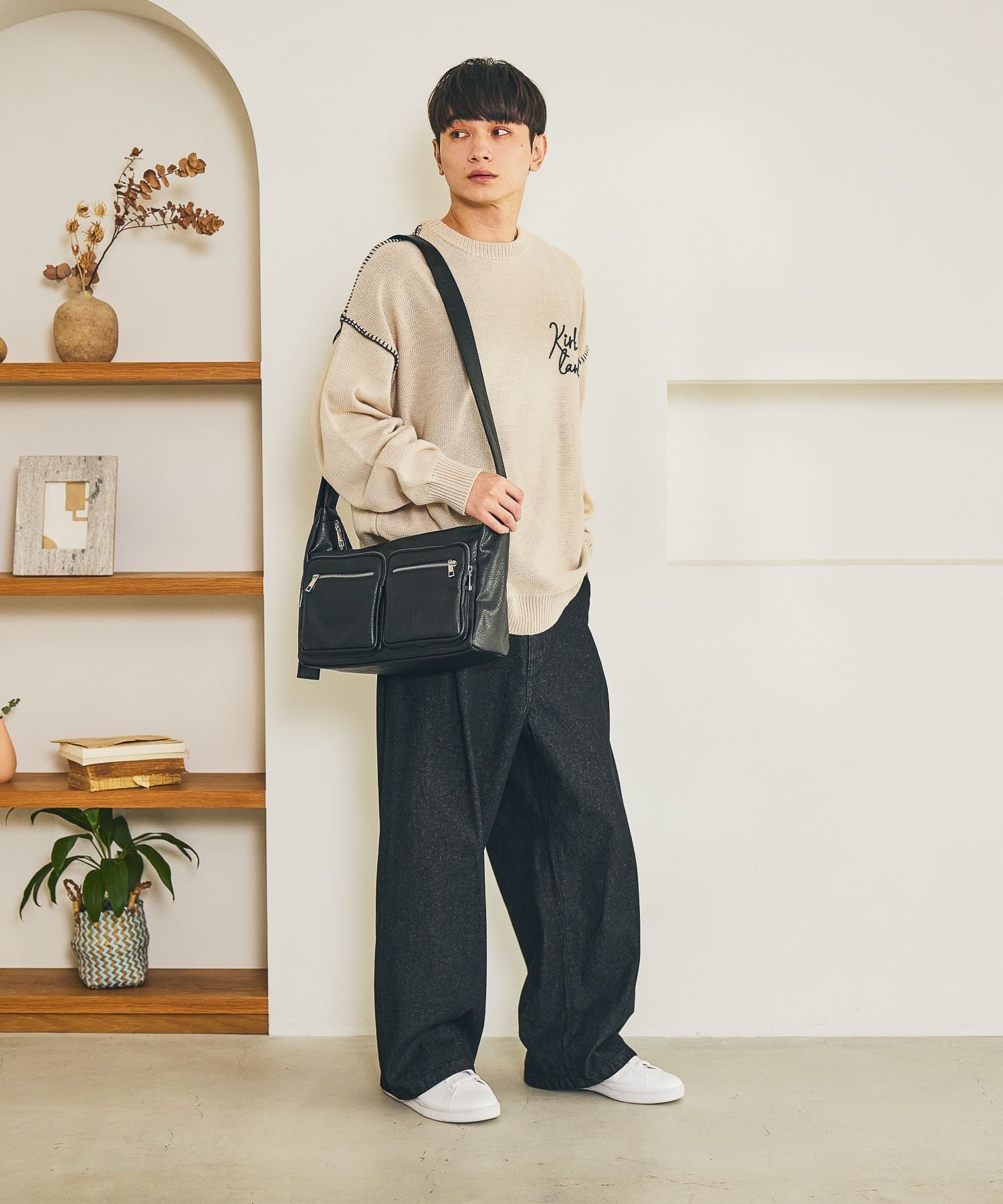 LAKOLE フロントタックデニムパンツ ラコレ パンツ ジーンズ・デニムパンツ ブラック ブルー