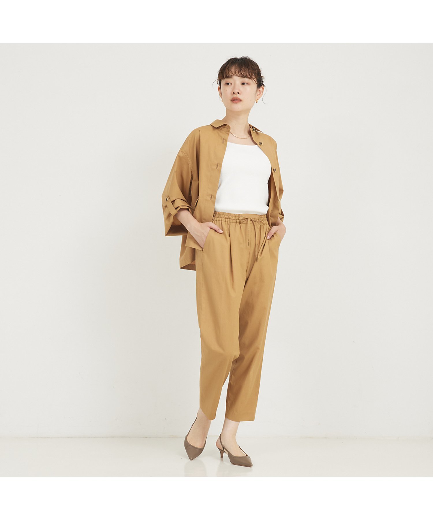 qualite ダンプイージーテーパードパンツ カリテ パンツ その他のパンツ ブラック ベージュ