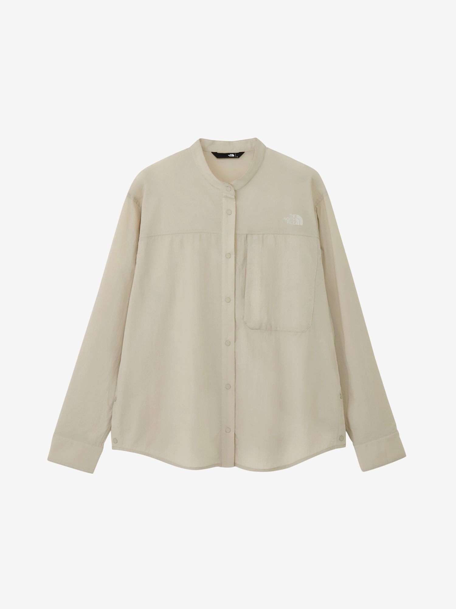 THE NORTH FACE（ザ・ノース・フェイス）【公式】ハイカーズシャツ(レディース)着用時の快適性を重視した、柔らかなソフトシェル素材のシャツ 特徴 ・フロントは着脱が簡単なドットボタン仕様・脇のスリットは、ドットボタンを開くと大きめのベンチレーション仕様にできる 生地・素材 ・シワ加工のこなれた風合いを持つナイロン素材・はっ水加工・メカニカルストレッチ素材 機能・デザイン ・左胸に大きめのファスナーポケットを配置・裾のスリットは、ドットボタンで開閉可能・首回りがすっきり見えるバンドカラー おすすめシーン ・アウトドア、登山、ハイキング型番：NRW12601-FI-S RF4388【採寸】&nbsp;着丈身幅肩幅袖丈S63534453M65554655L67574858XL69594960※身幅：脇の切替から2.5cm下の位置で計測商品のサイズについて【商品詳細】ベトナム素材：WR Nylon Woven(ナイロン100%)サイズ：S、M、L、XL※画面上と実物では多少色具合が異なって見える場合もございます。ご了承ください。商品のカラーについてTHE NORTH FACE（ザ・ノース・フェイス）【公式】ハイカーズシャツ(レディース)着用時の快適性を重視した、柔らかなソフトシェル素材のシャツ 特徴 ・フロントは着脱が簡単なドットボタン仕様・脇のスリットは、ドットボタンを開くと大きめのベンチレーション仕様にできる 生地・素材 ・シワ加工のこなれた風合いを持つナイロン素材・はっ水加工・メカニカルストレッチ素材 機能・デザイン ・左胸に大きめのファスナーポケットを配置・裾のスリットは、ドットボタンで開閉可能・首回りがすっきり見えるバンドカラー おすすめシーン ・アウトドア、登山、ハイキング型番：NRW12601-FI-S RF4388【採寸】&nbsp;着丈身幅肩幅袖丈S63534453M65554655L67574858XL69594960※身幅：脇の切替から2.5cm下の位置で計測商品のサイズについて【商品詳細】ベトナム素材：WR Nylon Woven(ナイロン100%)サイズ：S、M、L、XL※画面上と実物では多少色具合が異なって見える場合もございます。ご了承ください。商品のカラーについて