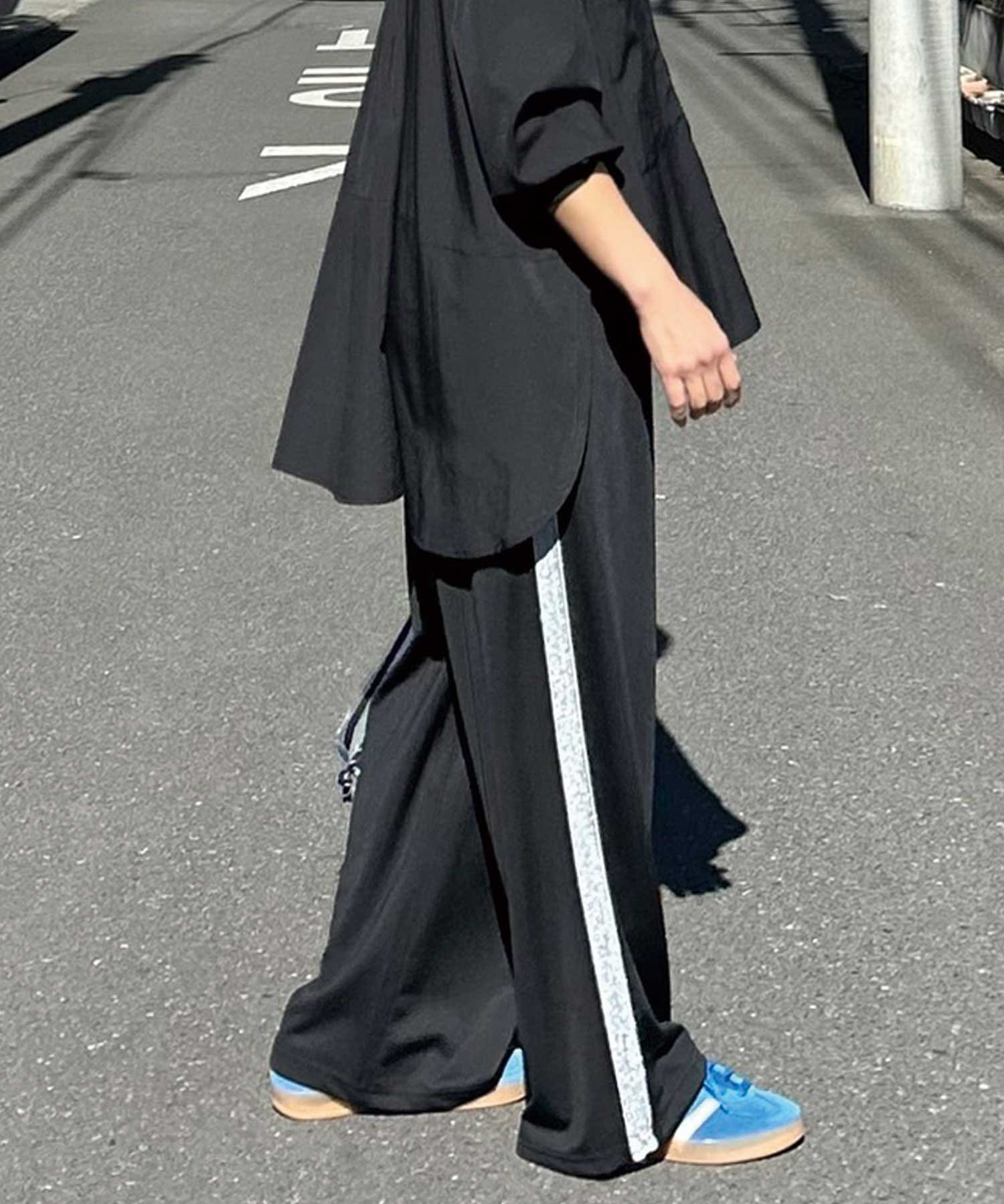CORNERS 【CORNERS by KR】グリッターライントラックパンツ コーナーズ パンツ ジャージ・スウェットパンツ ブラック ブラウン グレー【送料無料】のサムネイル