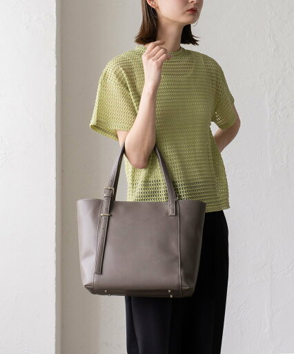【SALE/40%OFF】aroco ベルトハンドルアシンメトリートートバッグ ヴィータフェリーチェ バッグ トートバッグ ブラック グレー ブラウン【送料無料】 【SALE/40%OFF】aroco ベルトハンドルアシンメトリートートバッグ ヴィータフェリーチェ バッグ トートバッグ ブラック グレー ブラウン【送料無料】