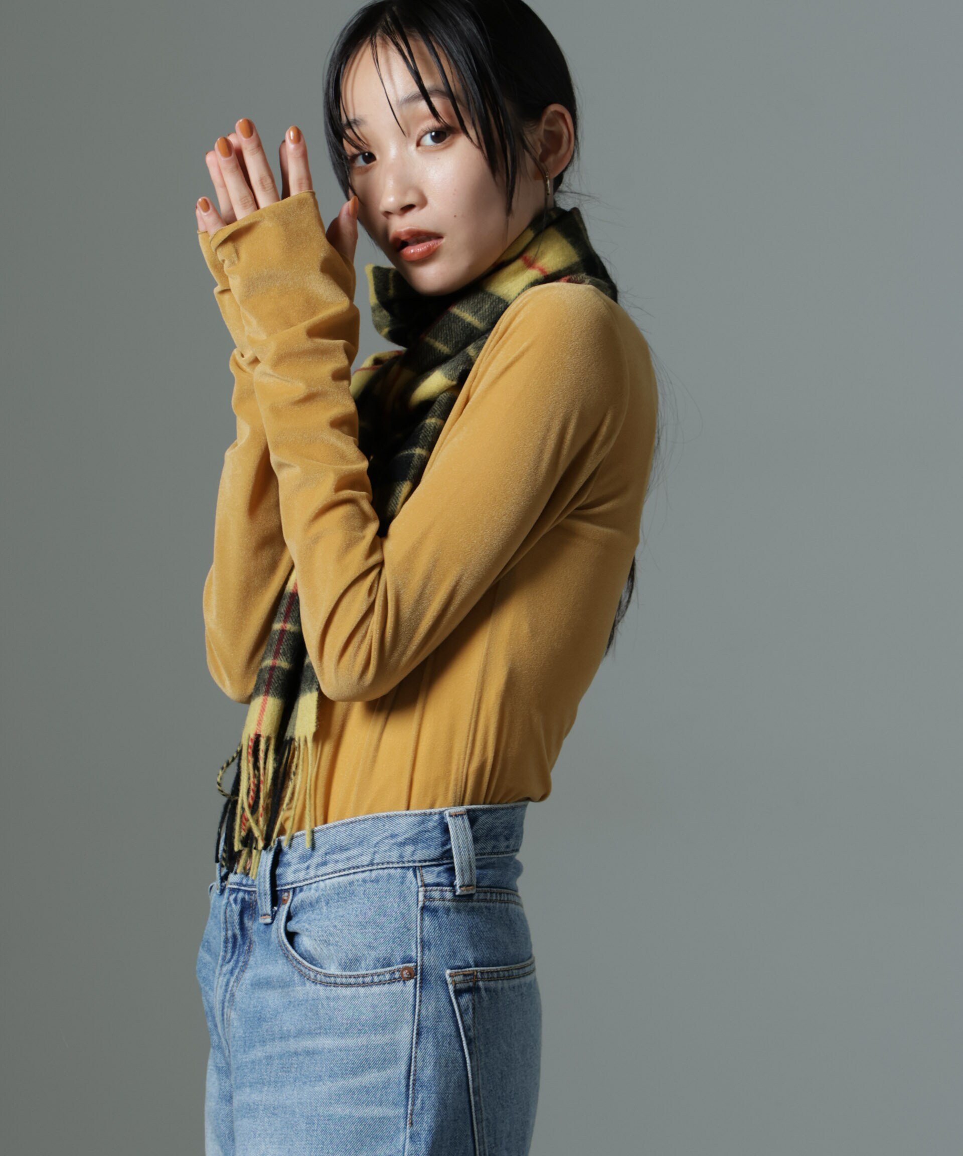 【SALE／60%OFF】NANO universe シアーベロアロングTシャツ ナノユニバース トップス カットソー・Tシャツ イエロー ホワイト ブラックのサムネイル