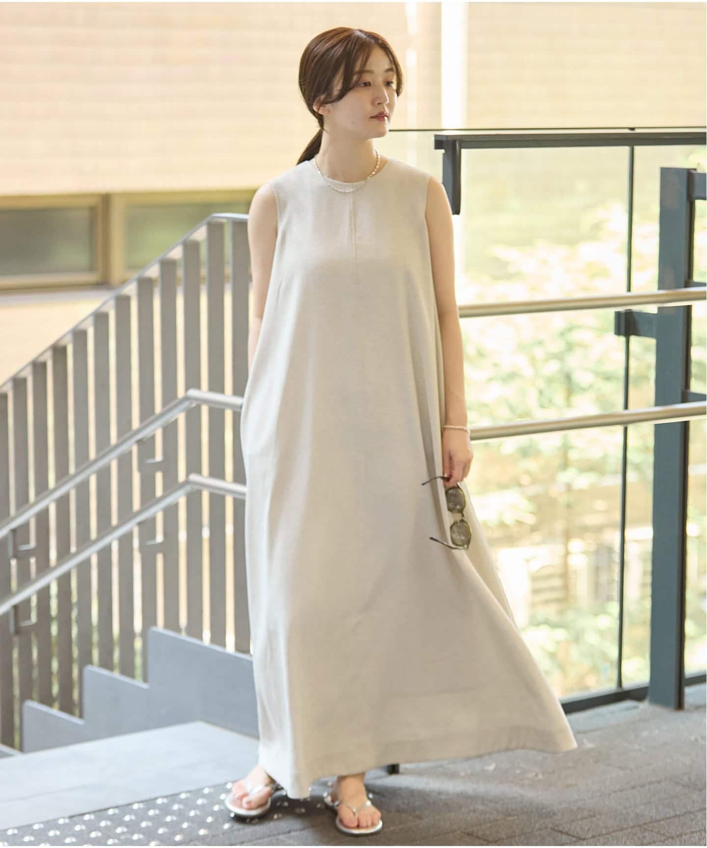 IENA 《手洗い可》EN ノースリーブワンピース イエナ ワンピース・ドレス ワンピース ベージュ カーキグリーン