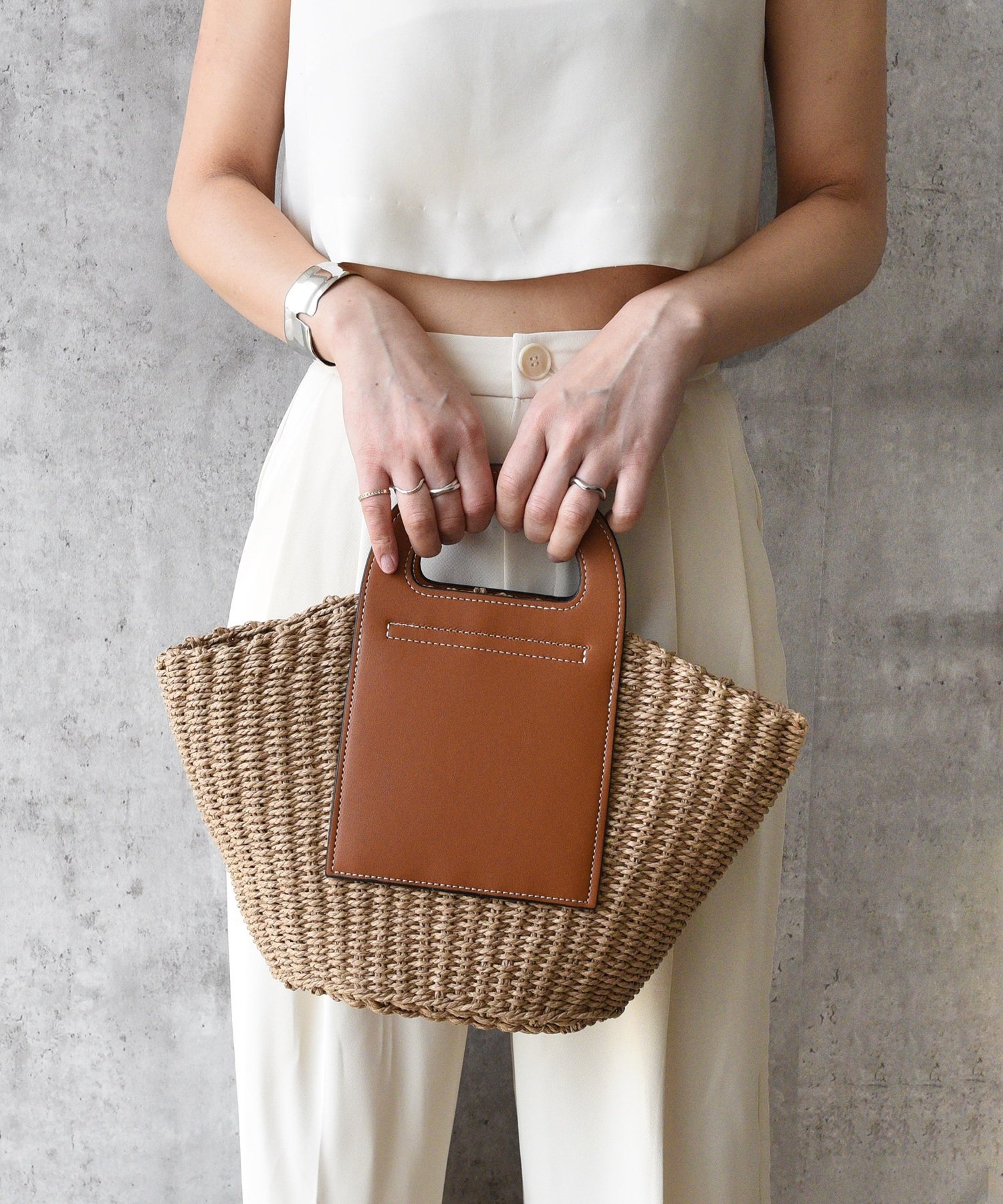 【SALE／20%OFF】Histoire-U くりてハンドルカゴバッグ イストワール バッグ かごバッグ ベージュ【送料無料】のサムネイル