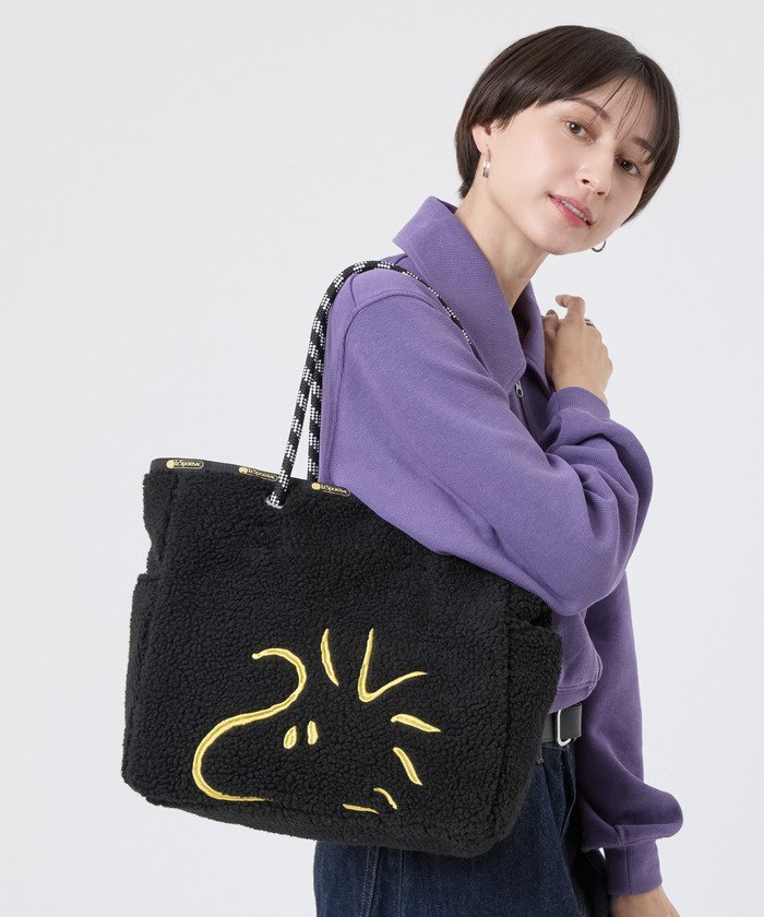 LeSportsac 【公式】レスポートサック トートバッグ 1435HF25 LeSportsac レスポートサック バッグ トートバッグ ブラック【送料無料】のサムネイル
