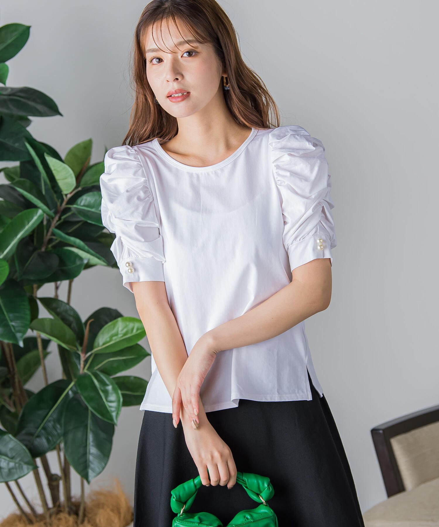 【SALE／50%OFF】VICKY 袖パールプルオーバー《洗濯機で洗える》 ビッキー トップス カットソー・Tシャツ ホワイト レッド ブラック ブルーのサムネイル