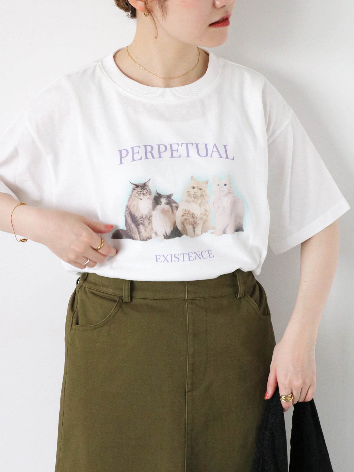 【SALE／50%OFF】ehka sopo キャットプリントTシャツ エヘカソポ トップス カットソー・Tシャツ ホワイト ブラックのサムネイル