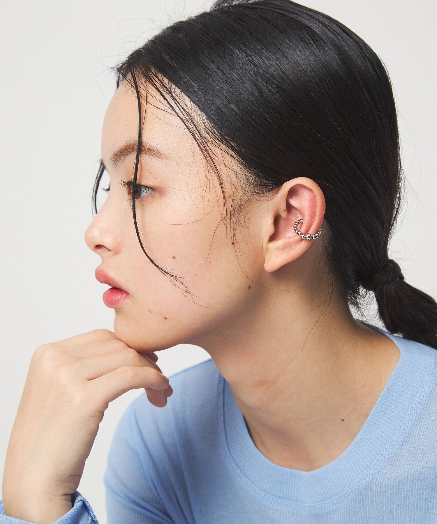 ＜EMMEL REFINES＞EM ボール フープ イヤーカフ ユナイテッドアローズ グリーンレーベルリラクシング アクセサリー・腕時計 イヤリング・イヤーカフ ホワイト シルバー