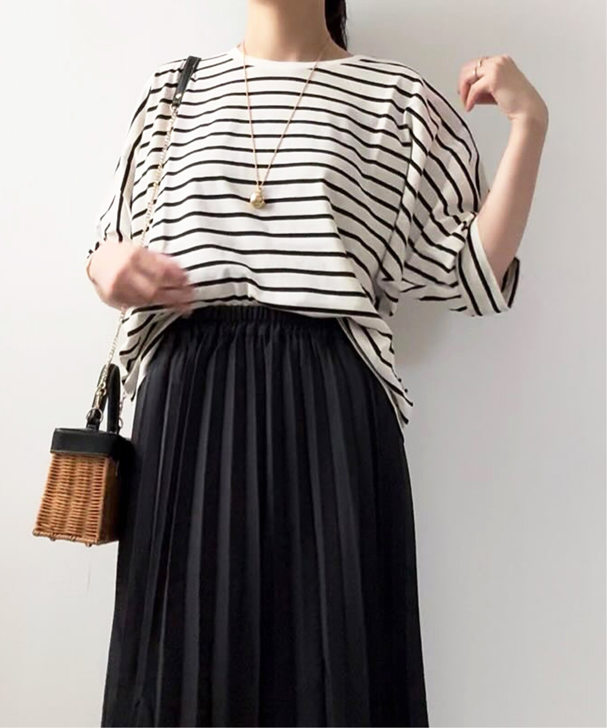 【SALE／20%OFF】ikka 【接触冷感】冷感ツイストドルマンプルオーバー イッカ トップス ニット グリーン ブルー ワインレッド イエローのサムネイル