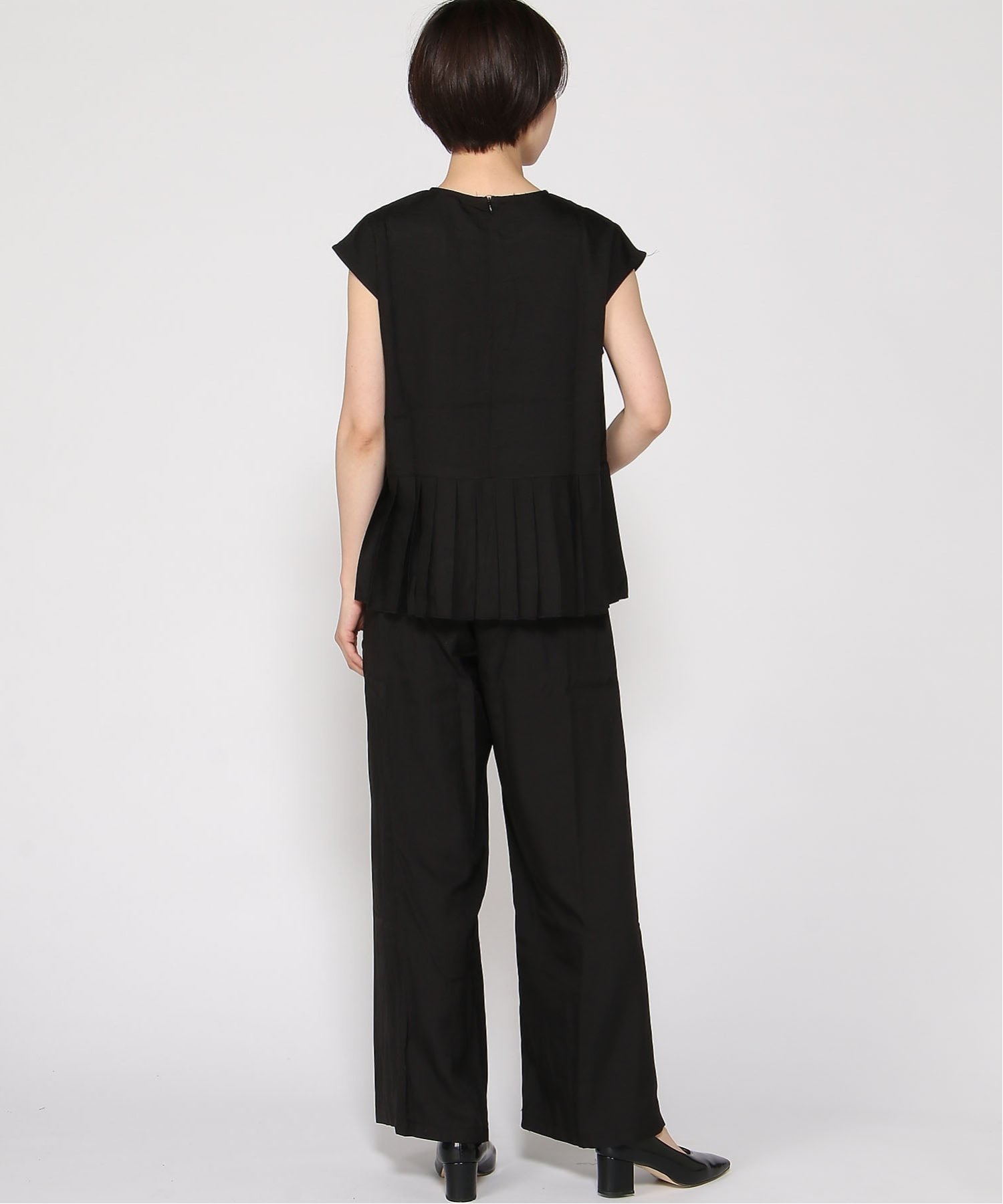 FReePLACe/(W)プリーツデザイントップス パンツセットアップ ミニョントレフル ルームヨンマルサンセレクティッド トップス カットソー・Tシャツ ブラック