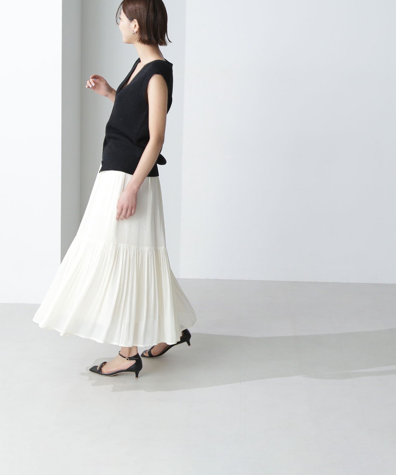 NATURAL BEAUTY BASIC スパークシアーティアードスカート ナチュラルビューティベーシック スカート その他のスカート ホワイト ブラック ベージュ