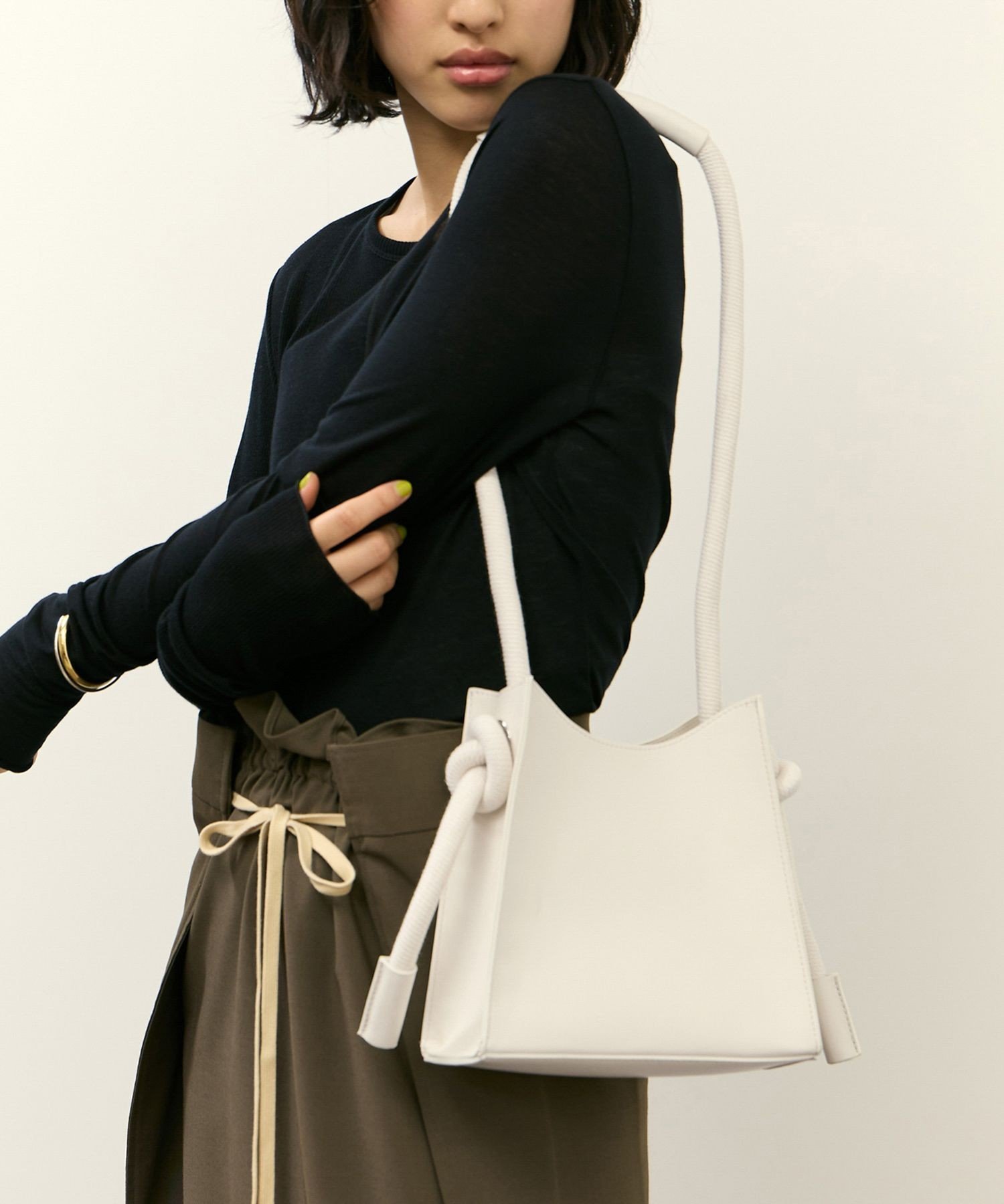 ADAM ET ROPE' FEMME ノットデザインショルダーバッグ アダムエロペ バッグ ショルダーバッグ ブラウン ホワイト【送料無料】