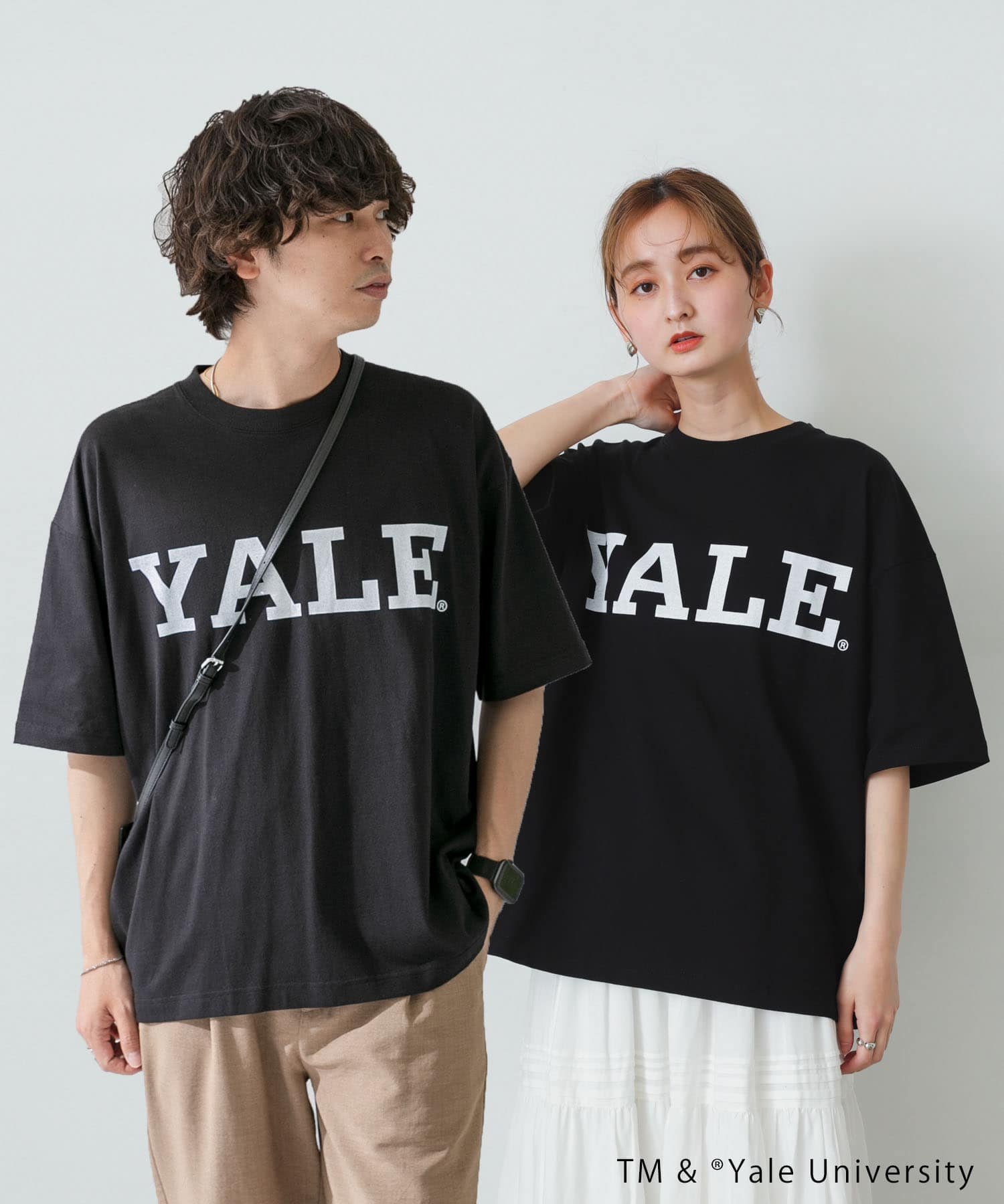 【SALE／50%OFF】SENSE OF PLACE 『ユニセックス』『別注』YALEカレッジロゴTシャツ A センス オブ プレイス トップス カットソー・Tシャツ ブラック ホワイト グレー ブルーのサムネイル