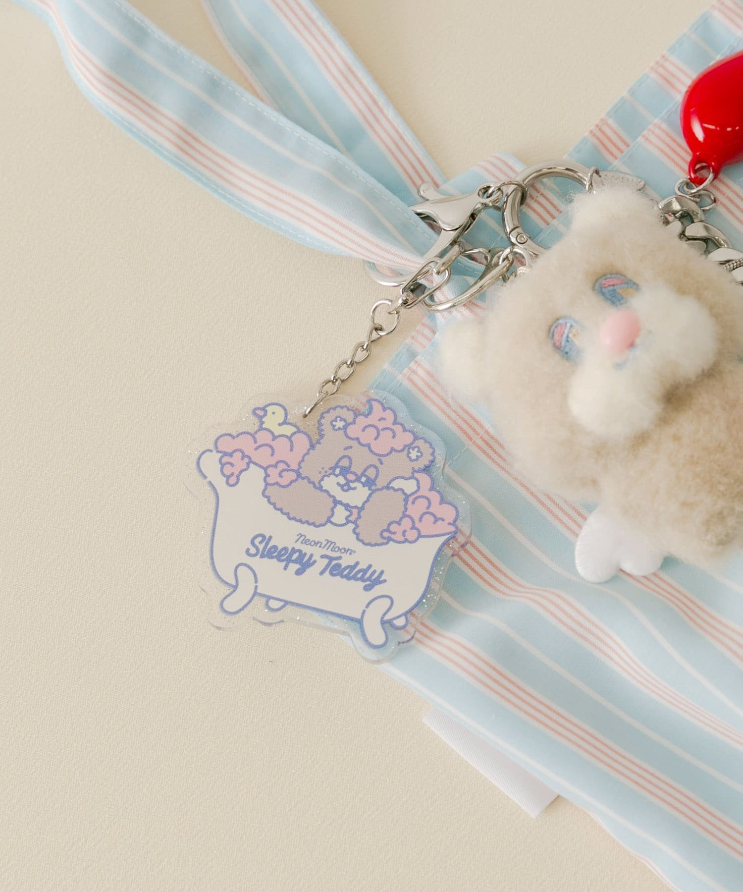 SMELLY 『WEB/一部店舗限定』NEONMOON Bath KEY HOLDER スメリー ファッション雑貨 チャーム・キーチェーン