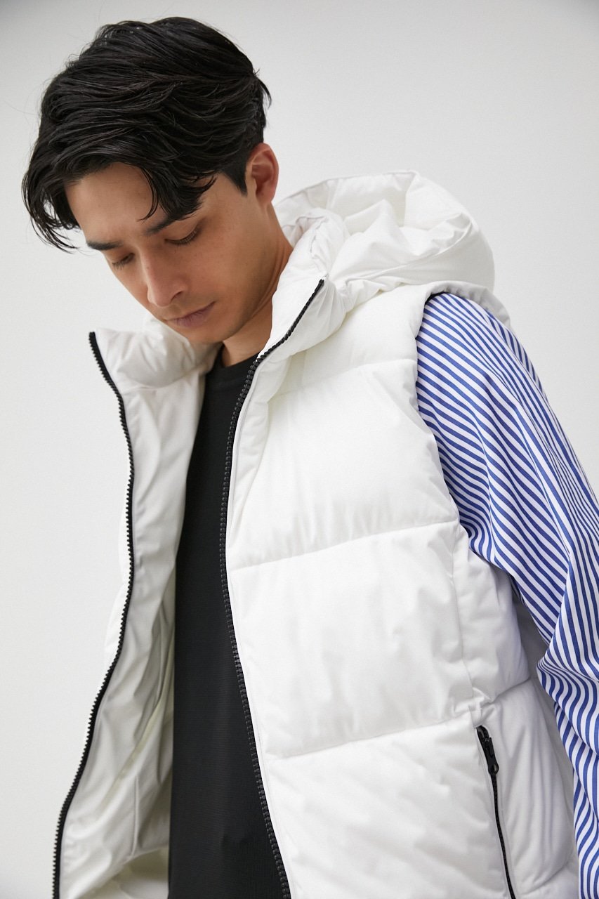 【SALE／50%OFF】AZUL BY MOUSSY OWEN STRETCH PADDING VEST アズールバイマウジー トップス ベスト・ジレ ホワイト ブラック【送料無料】のサムネイル