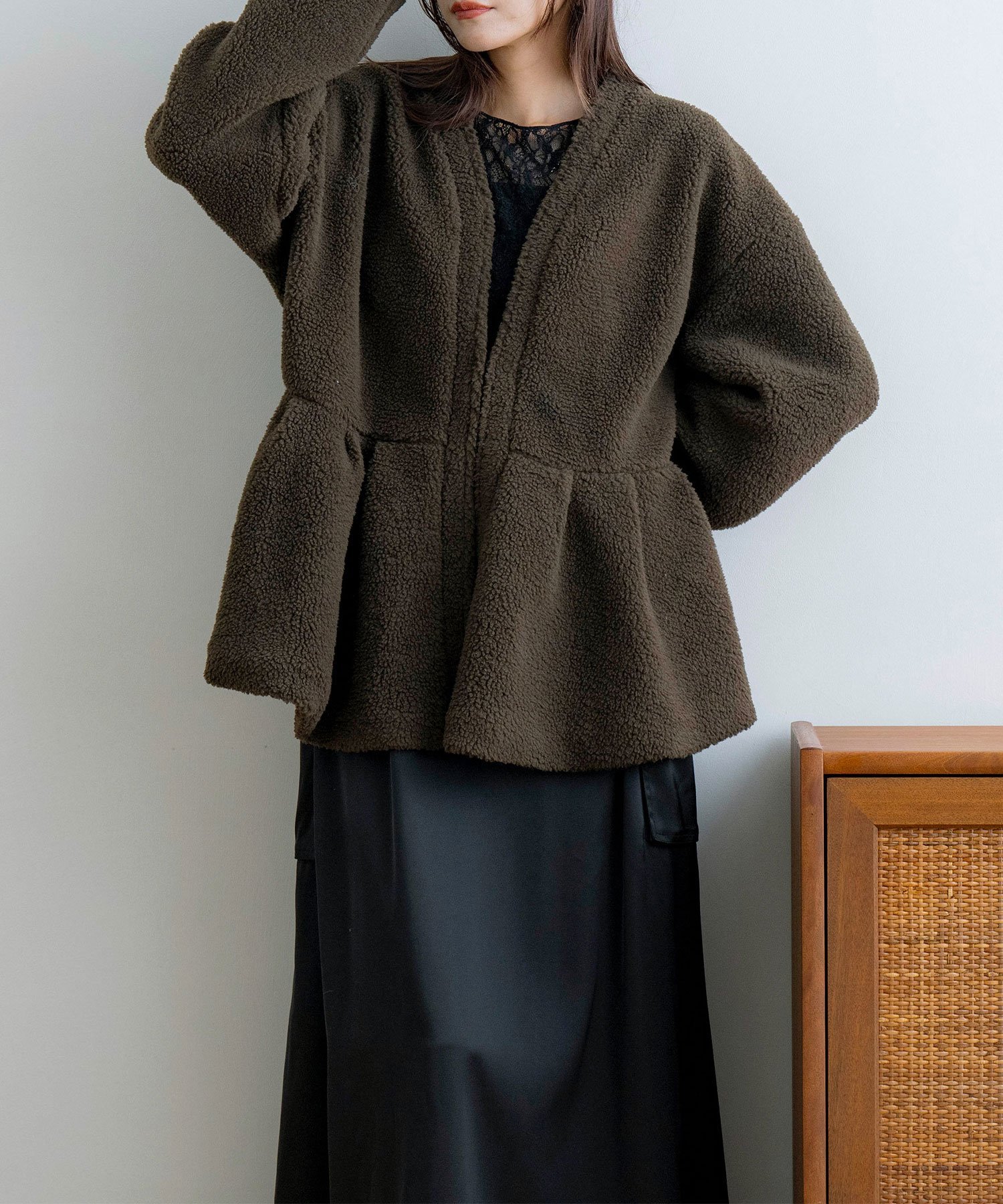 【SALE／40%OFF】NOAHL ペプラムボアライトアウター ノアル ジャケット・アウター その他のジャケット・アウター ホワイト ブラウン【送料無料】