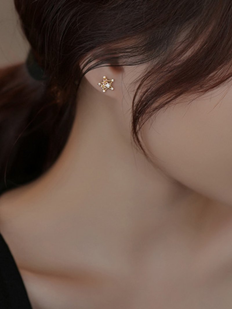 【SALE／50%OFF】Coo+i Coo+i/(W)ムーン スターアシンメトリーデザインピアス スレンダー アクセサリー・腕時計 ピアス ゴールド