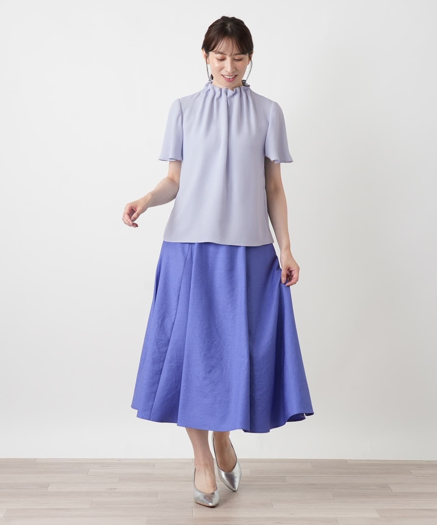 Leilian ハイネックギャザーブラウス【Leilian WHITE LABEL】 レリアン トップス シャツ・ブラウス ブルー ホワイト