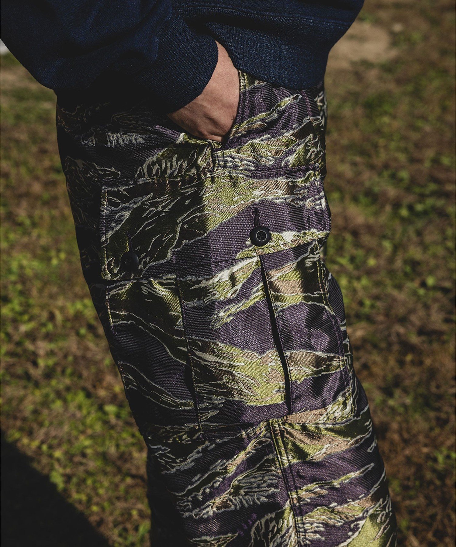BEAMS PLUS MIL 6 Pockets Tiger Stripe Mesh Jacquard ビームス メン パンツ その他のパンツ【送料無料】