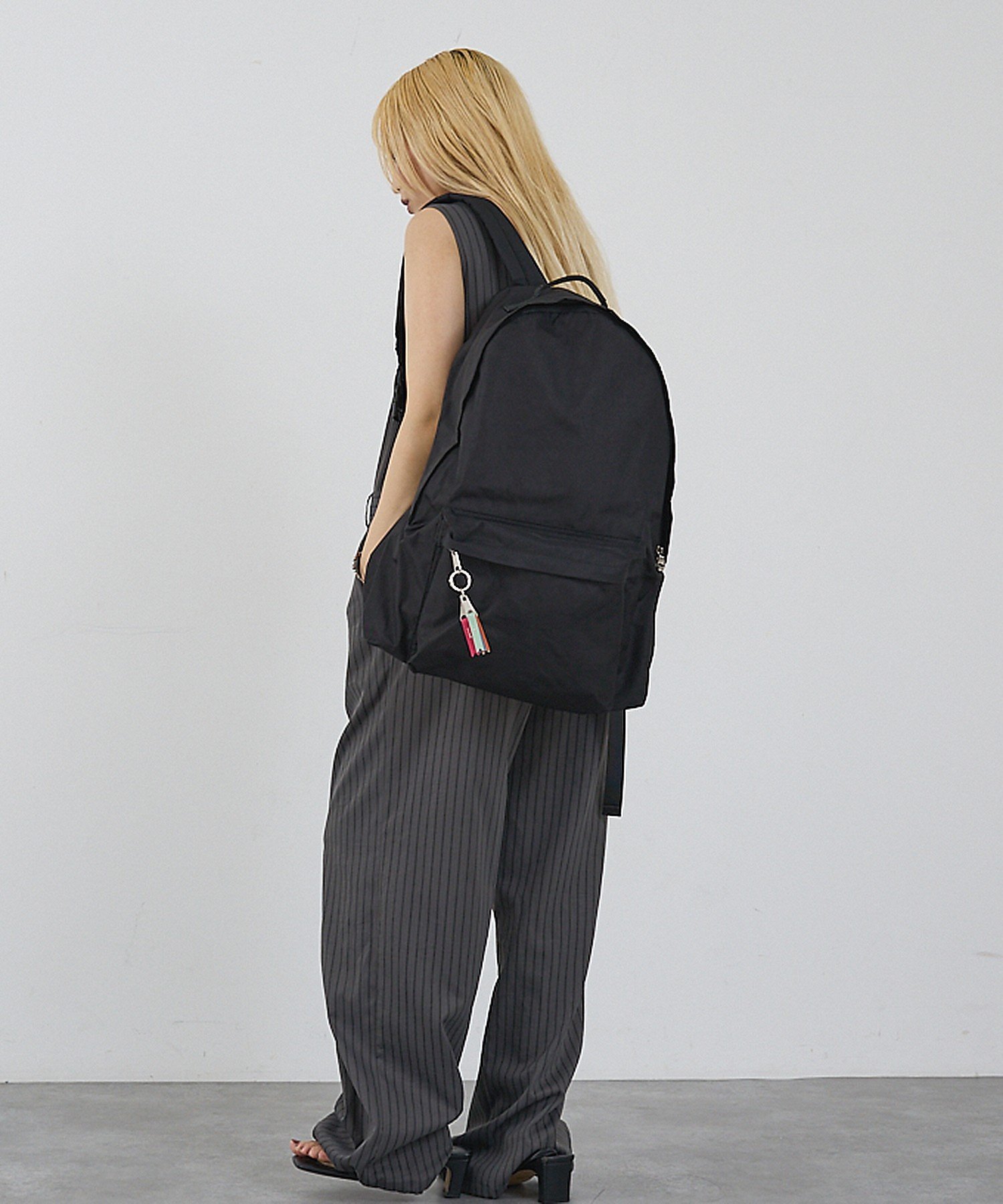 NOMINE 【cheek】big daypack ビッグ バックパック ノミネ バッグ リュック・バックパック パープル ブラック【送料無料】