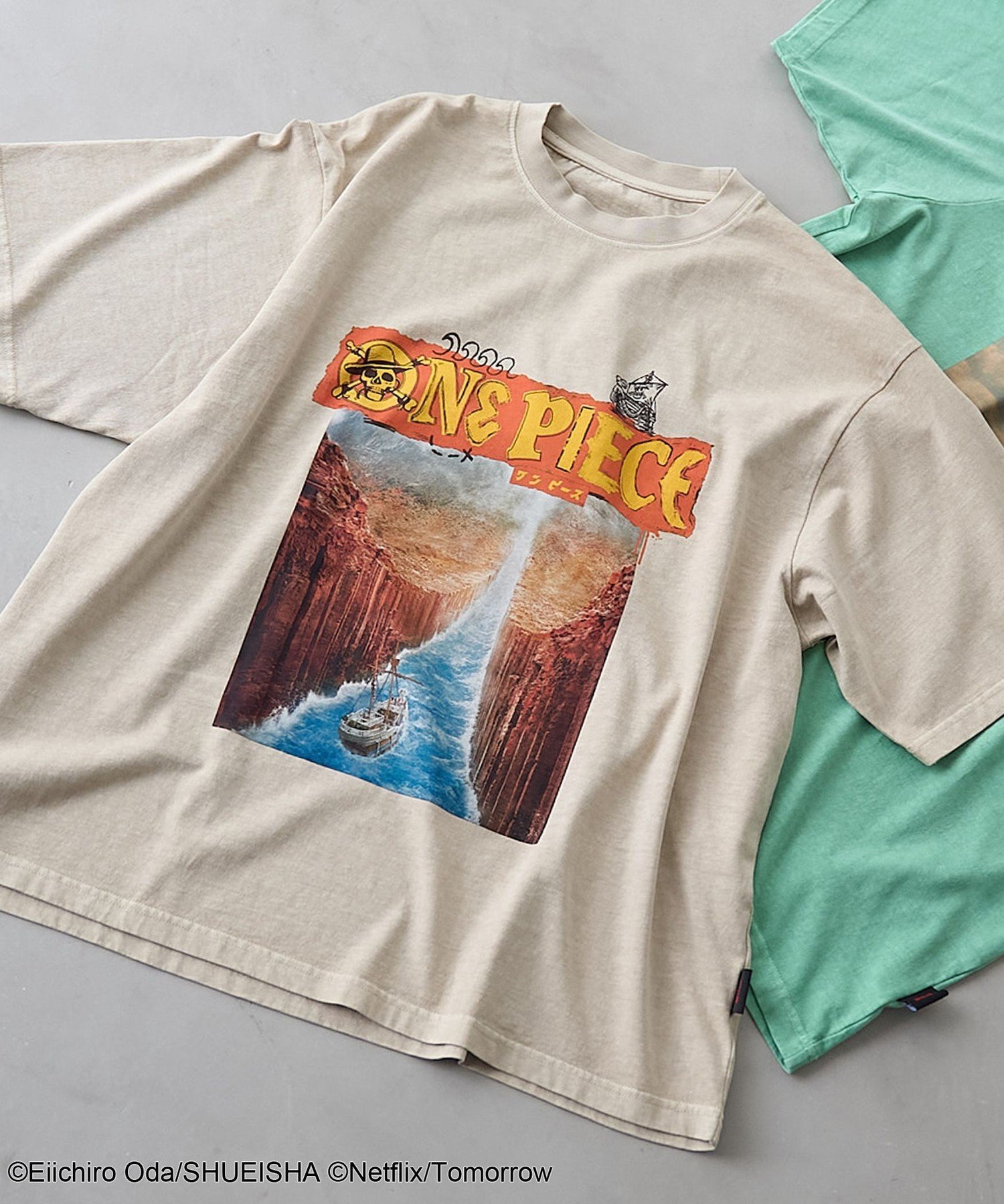 ONE PIECE(ワンピース)Tシャツ コーエン トップス カットソー・Tシャツ ホワイト ブラック