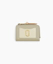 マーク ジェイコブス 二つ折り財布 レディース MARC JACOBS 【公式】THE UTILITY SNAPSHOT SLIM BIFOLD/ザ ユティリティ スナップショット スリム バイフォールド 二つ折り財布 マーク ジェイコブス 財布・ポーチ・ケース 財布 ベージュ【送料無料】