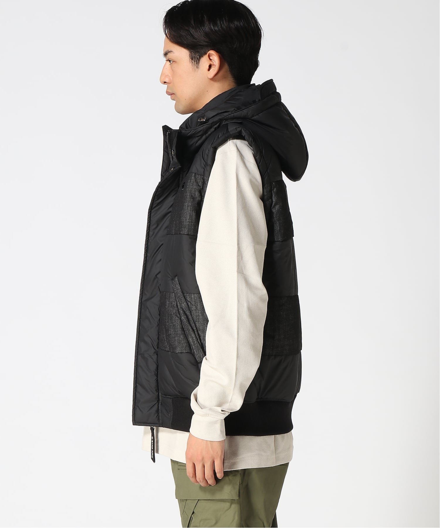 【公式ショップ】SALVOS-R HOODED VEST/デニムナイロン中綿ベスト ジースターロゥ ジャケット・アウター ダウンジャケット・ダウンベスト ブラック
