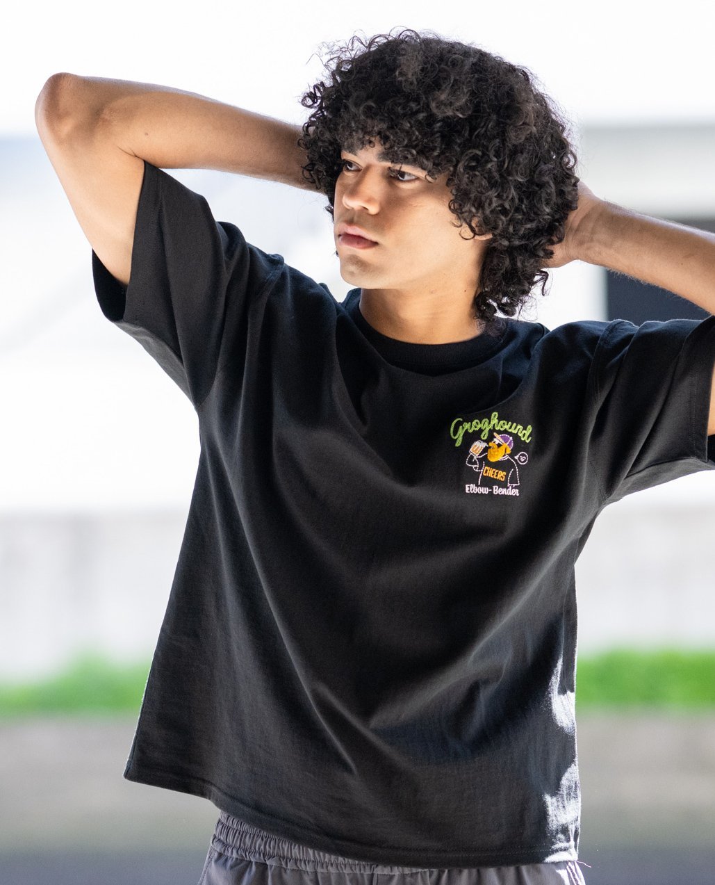 YEVS 【MOJASH】ヒゲサガラ刺しゅうTシャツ【接触冷感】 イーブス トップス カットソー・Tシャツ ブラック ホワイト