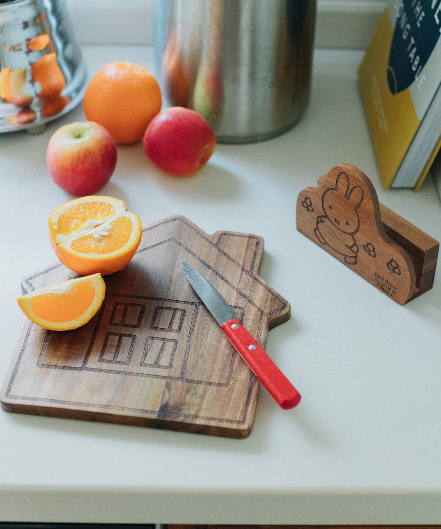 【SALE／30%OFF】Dick Bruna カッティングボート《Dick Brunaコラボ》 スタディオクリップ 食器・調理器具・キッチン用品 その他の食器・調理器具・キッチン用品 ブラウンのサムネイル