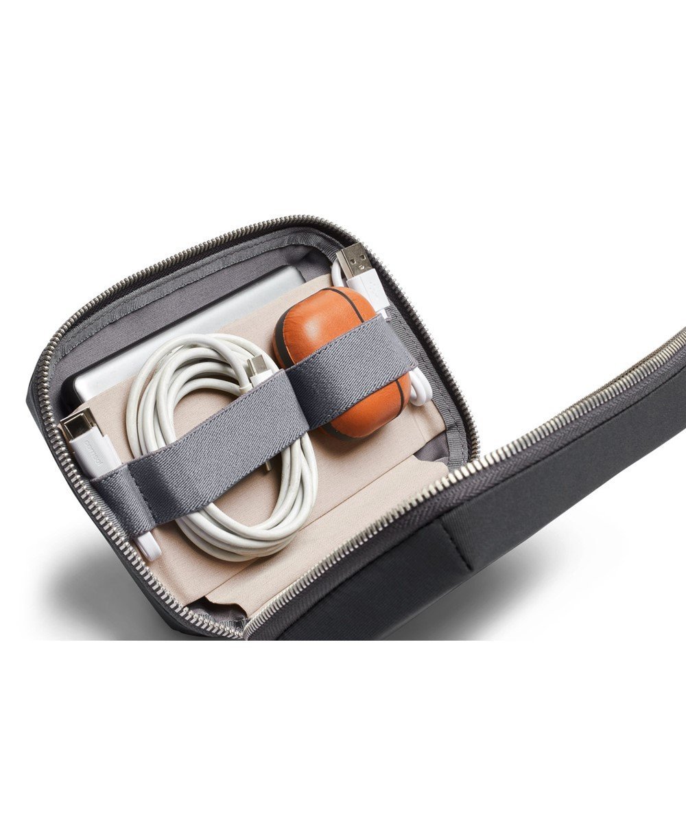 Bellroy Bellroy/ベルロイ/Tech Kit Compact SLT アントレスクエア 財布・ポーチ・ケース ポーチ【送料無料】