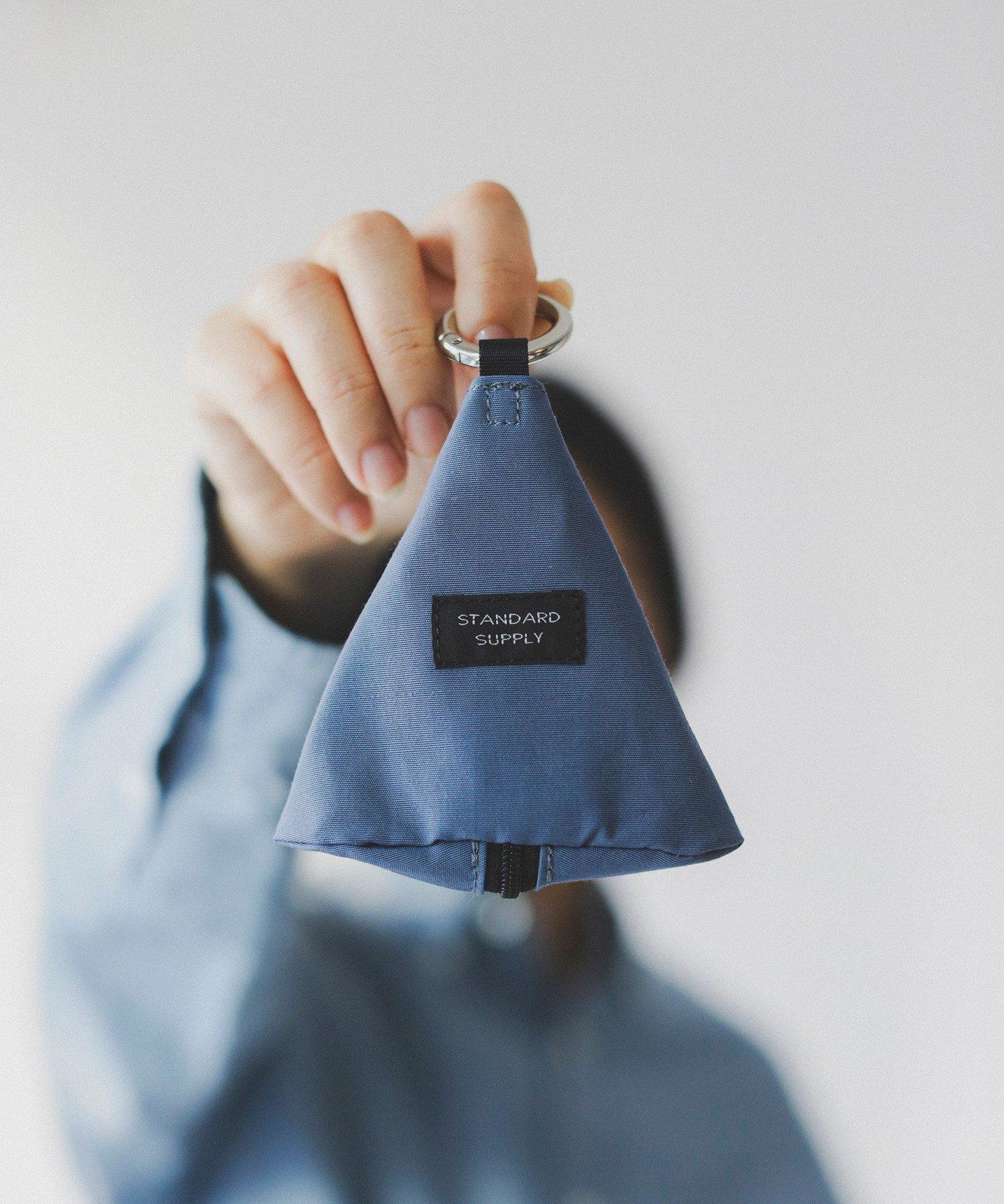 bPr BEAMS 【別注】STANDARD SUPPLY / トライアングル ポーチ ビームス メン 財布・ポーチ・ケース ポーチ ブラック オレンジ ピンク ブルー