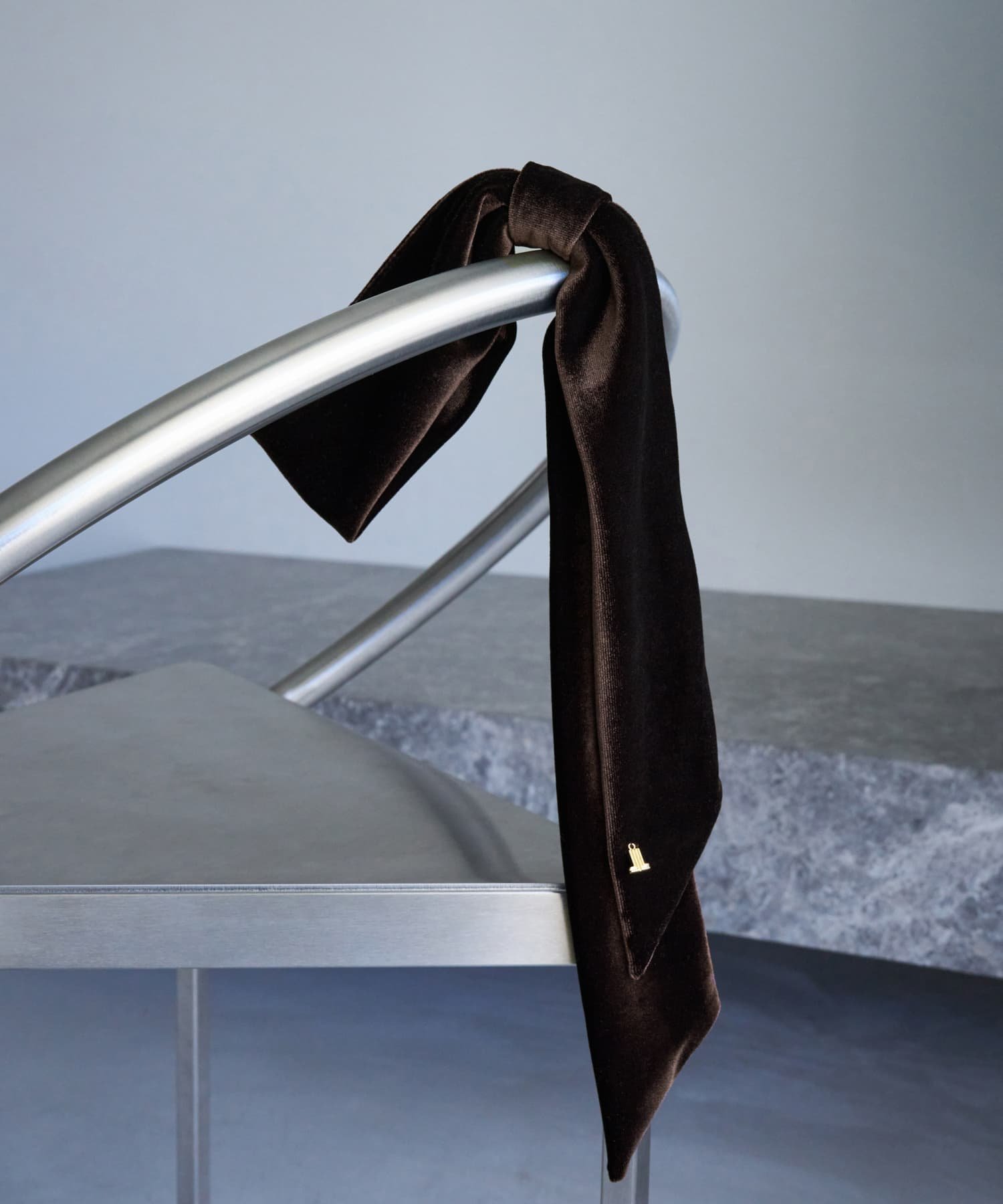 LANVIN en Bleu ベルベットリボンヘアカフ ランバンオンブルー アクセサリー・腕時計 その他のアクセサリー・腕時計 ブラック ブラウン【送料無料】