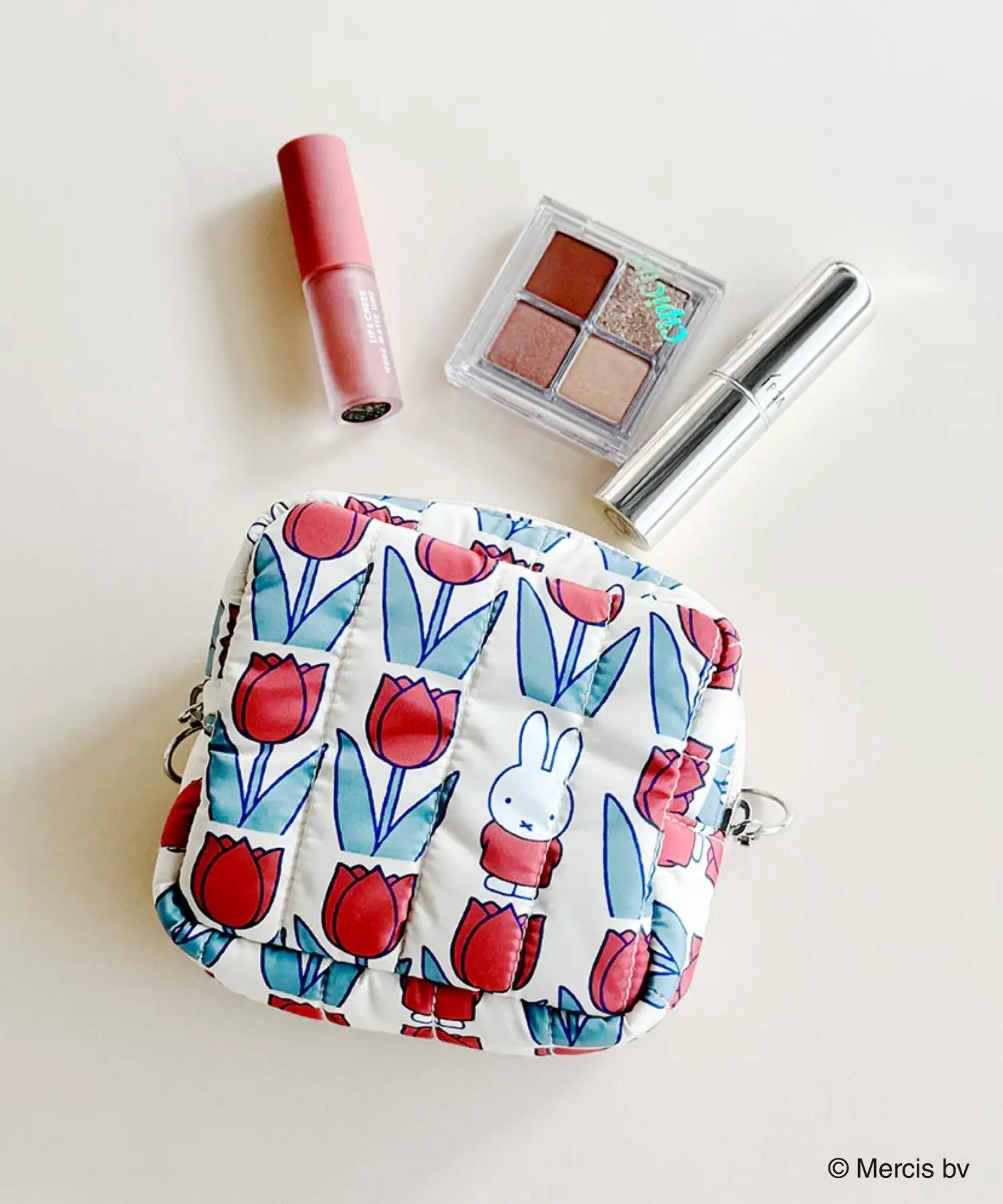 BIRTHDAY BAR 【Dick Bruna/ミッフィー】キルティングスクエアポーチ バースデイバー 財布・ポーチ・ケース ポーチ ブルー レッドのサムネイル