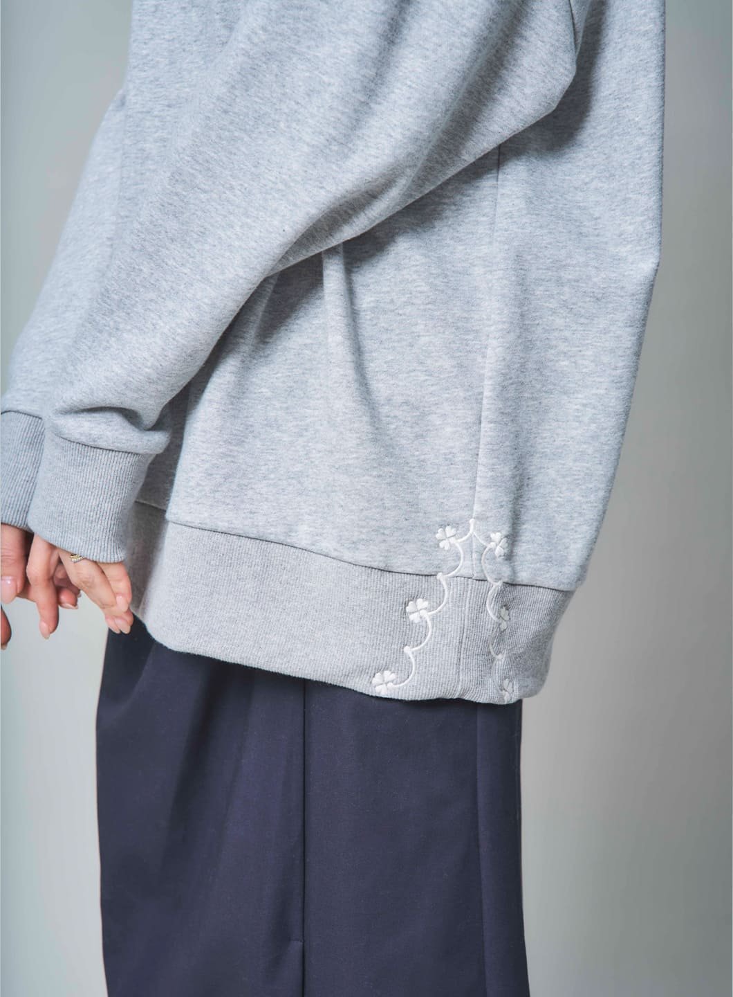 【SALE／50%OFF】COEL フラワー刺繍ハーフジップスウェット コエル トップス スウェット・トレーナー グレー イエロー【送料無料】