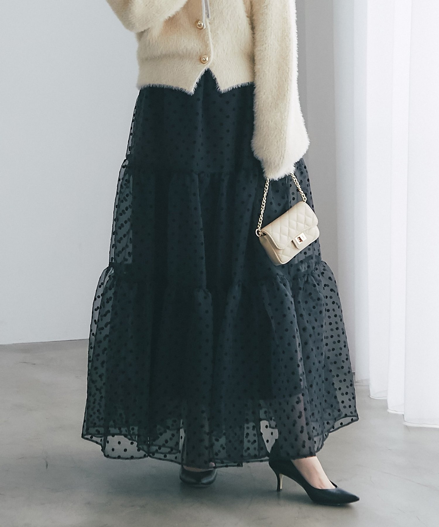 La boutique BonBon 【3サイズ展開あり】ドットフロッキーティアードスカート(ブラック) ラブティックボンボン スカート ロング・マキシスカート ブラック【送料無料】のサムネイル