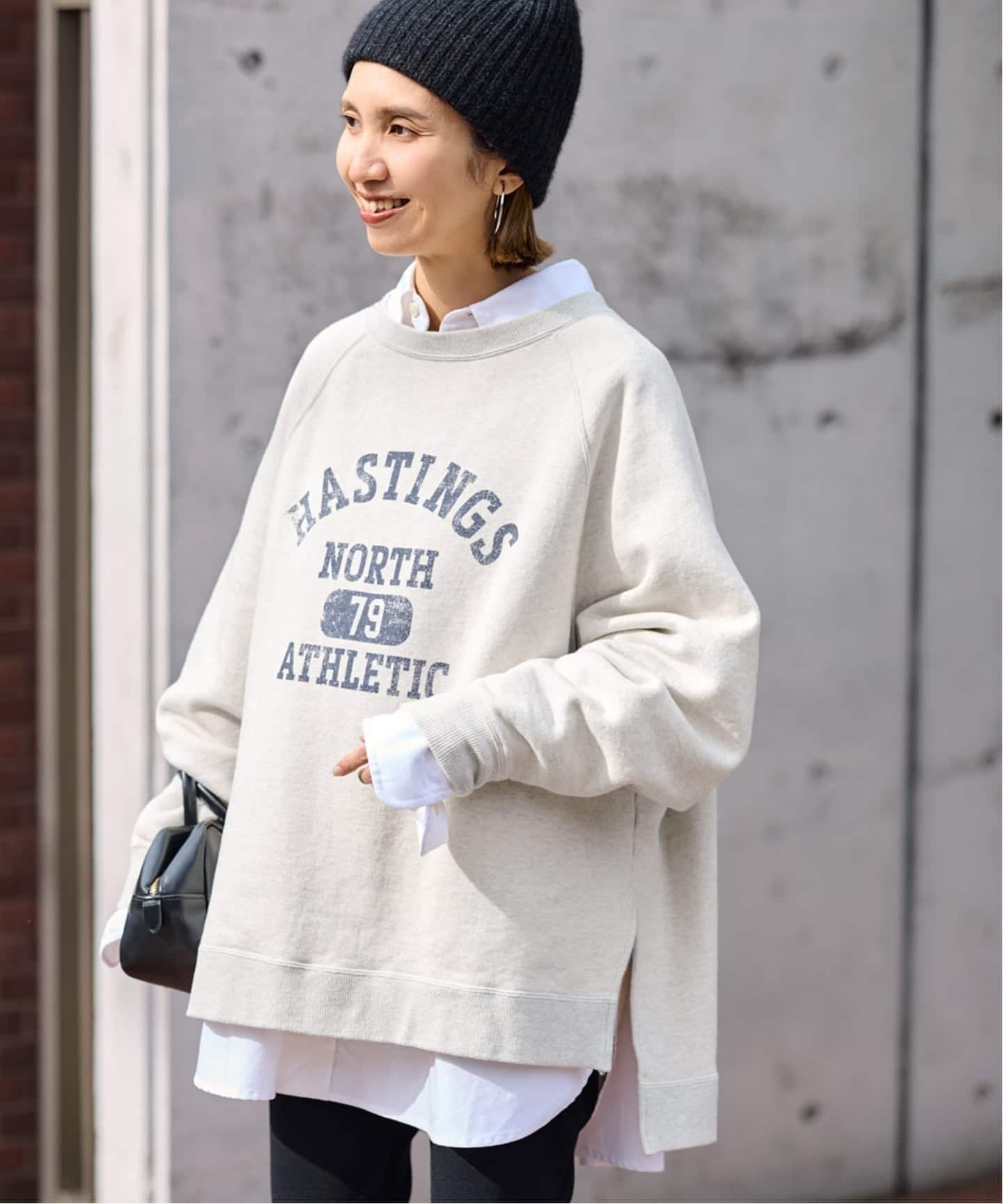 FRAMeWORK ラグランポンチョプリントスエット フレームワーク トップス スウェット・トレーナー ベージ..