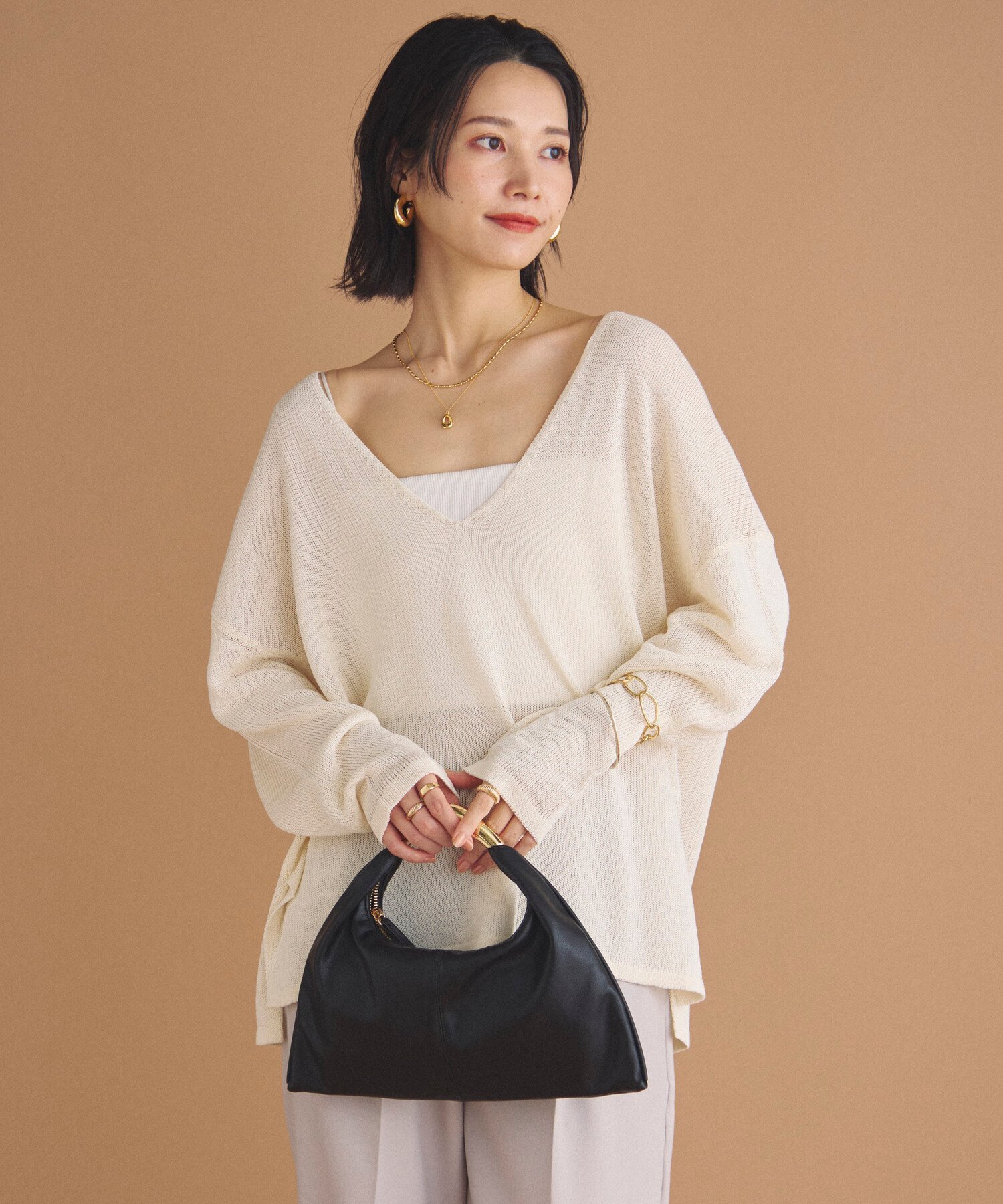 DOUX ARCHIVES ペーパーヤーン深Vニット ドゥアルシーヴ トップス ニット ホワイト ブラウン【送料無料】のサムネイル