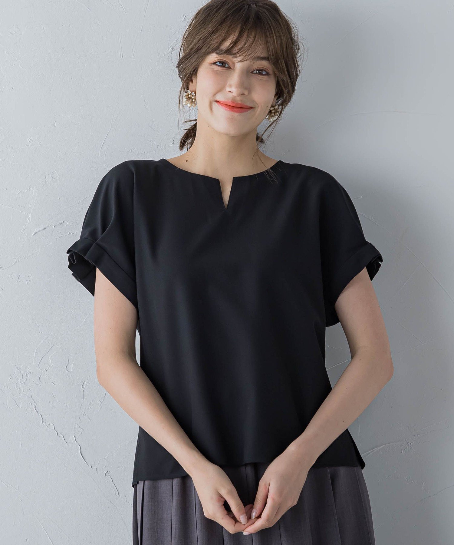 ketty 袖タック半袖ブラウス ≪セットアップ対応 / 洗濯機で洗える≫ ケティ トップス シャツ・ブラウス ブラック ネイビー ブラウン ベージュ【送料無料】のサムネイル